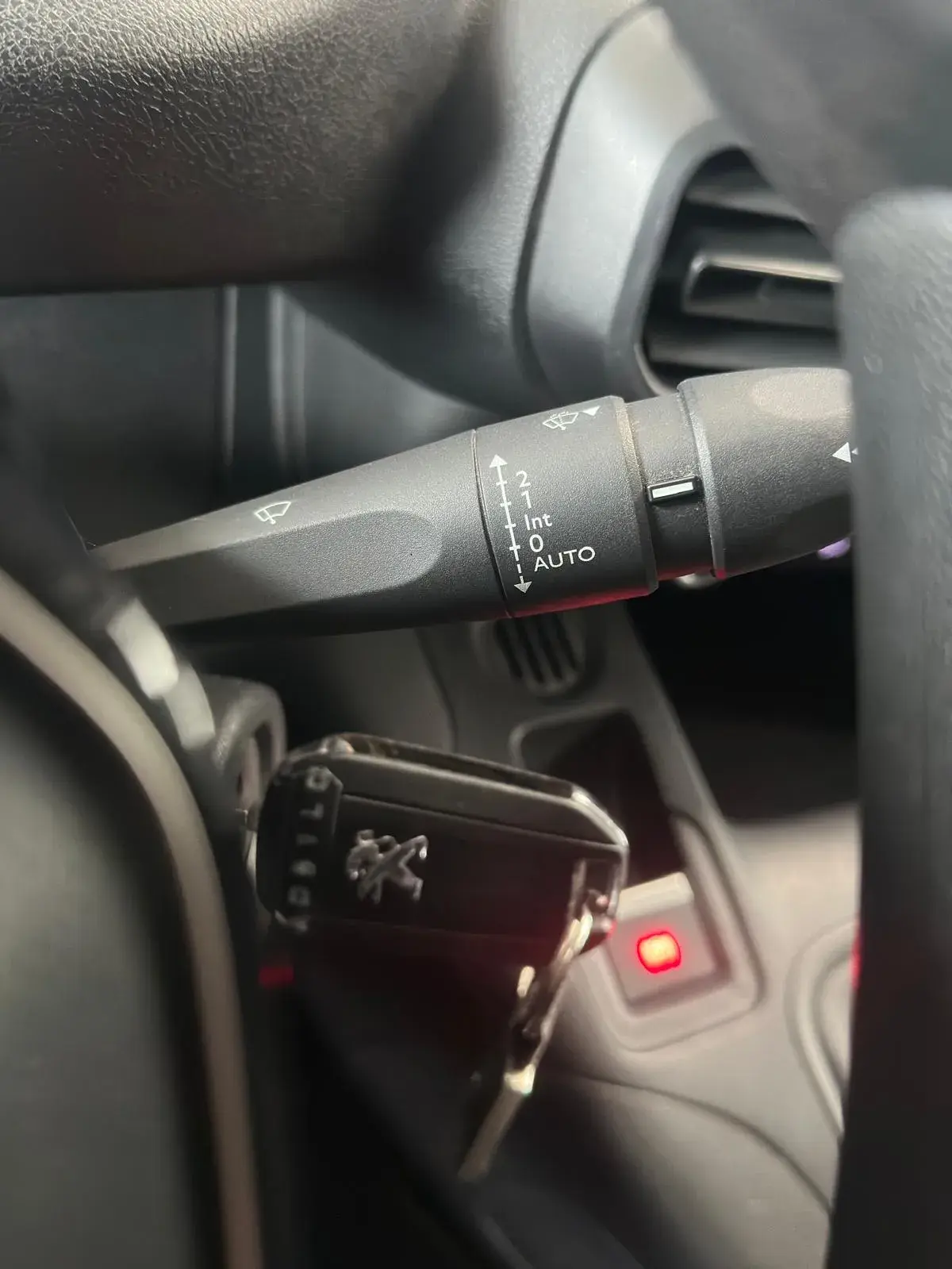 Peugeot Partner 1.5 BlueHDi Asphalt Standard 12