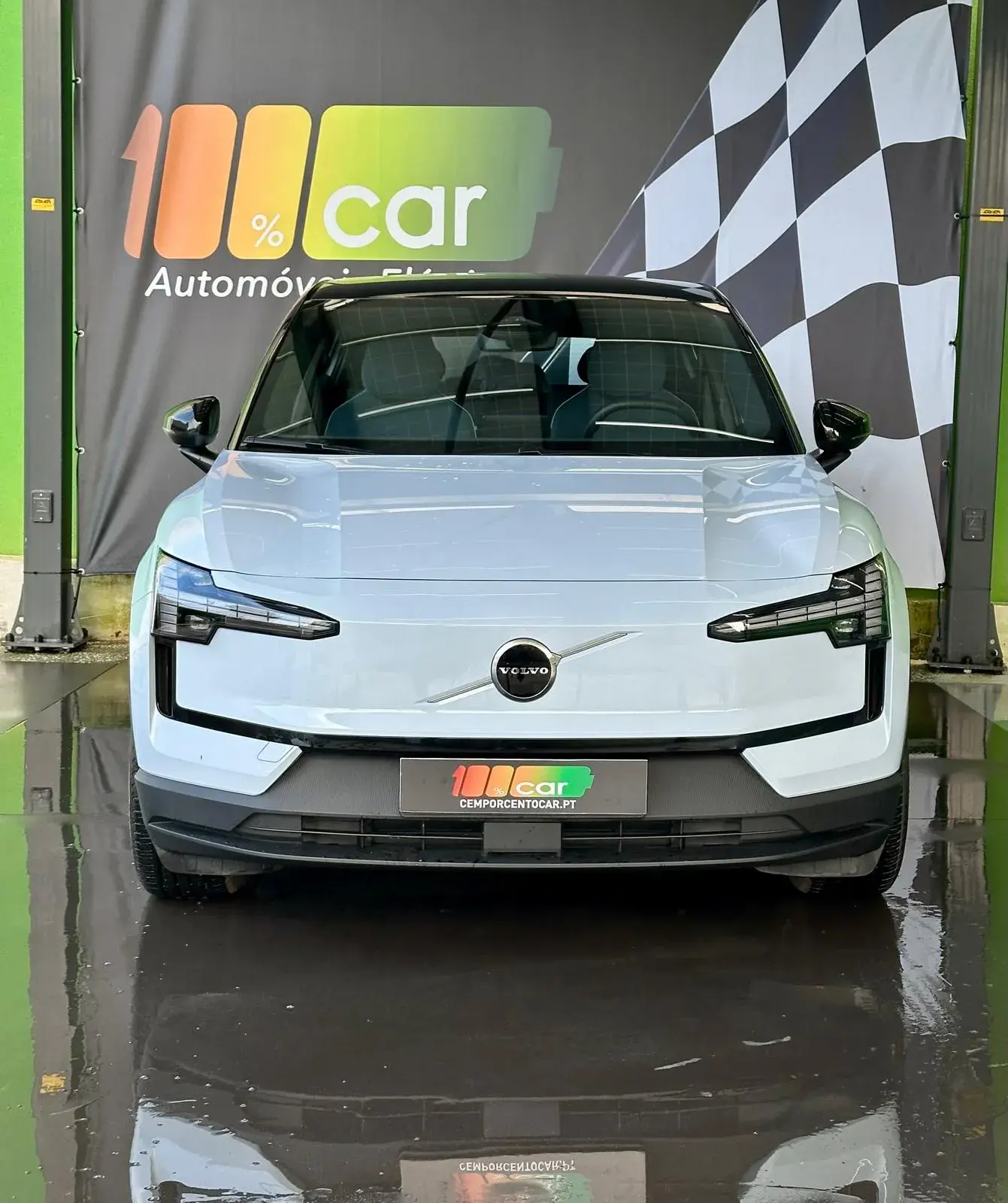 Volvo EX30 51 kWh Single Motor Core 2