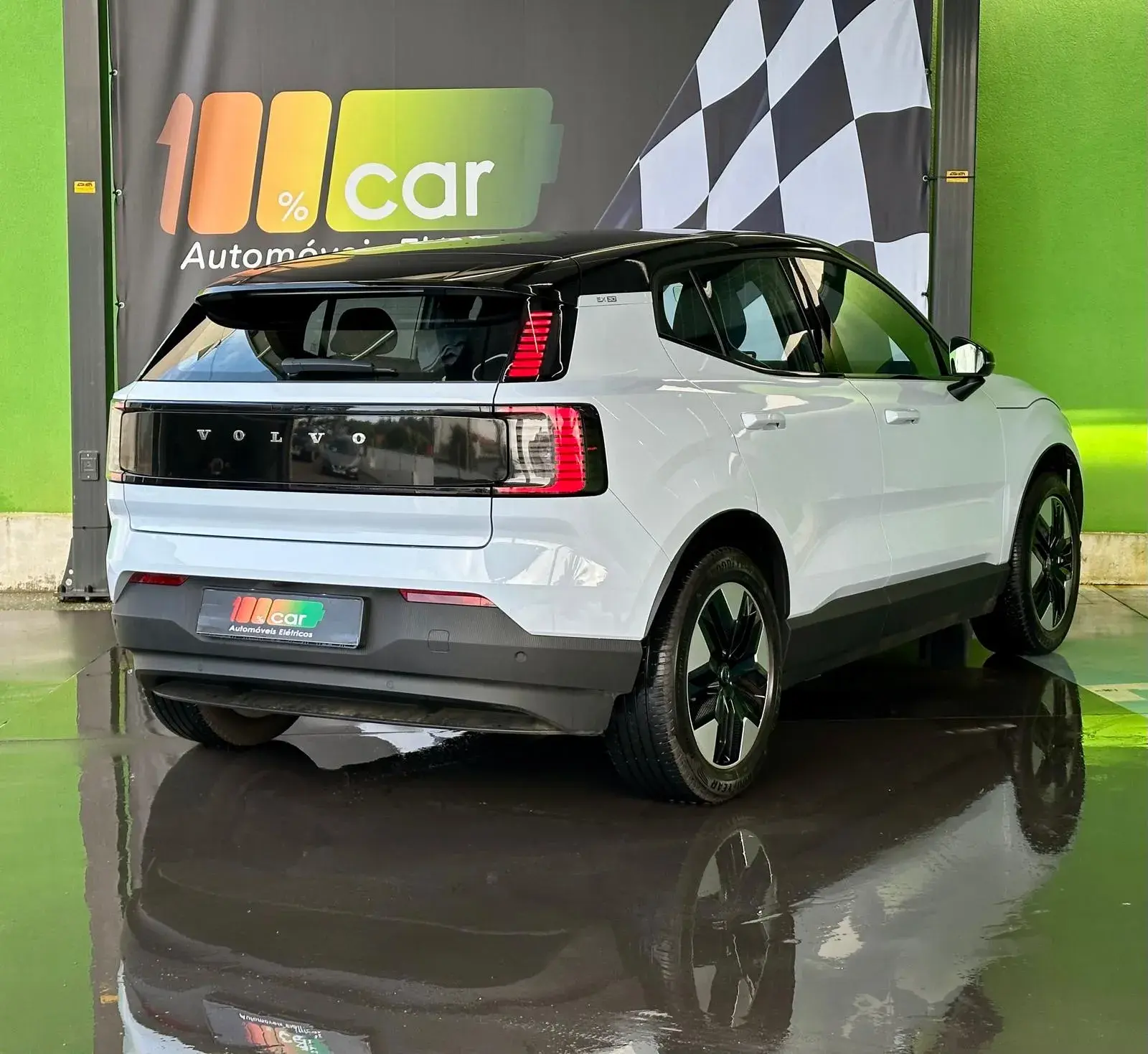 Volvo EX30 51 kWh Single Motor Core 5