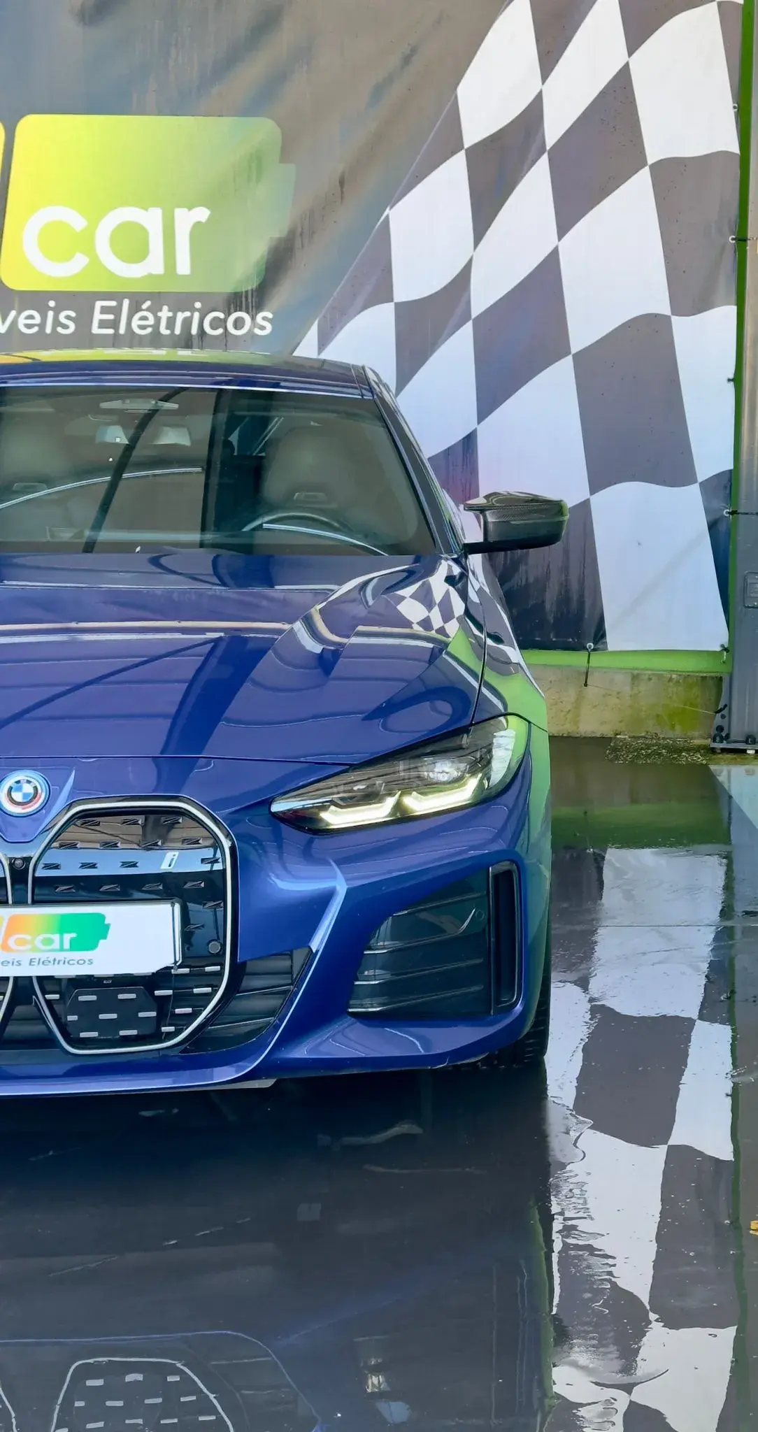 BMW i4 eDrive40 Pack Desportivo M 4