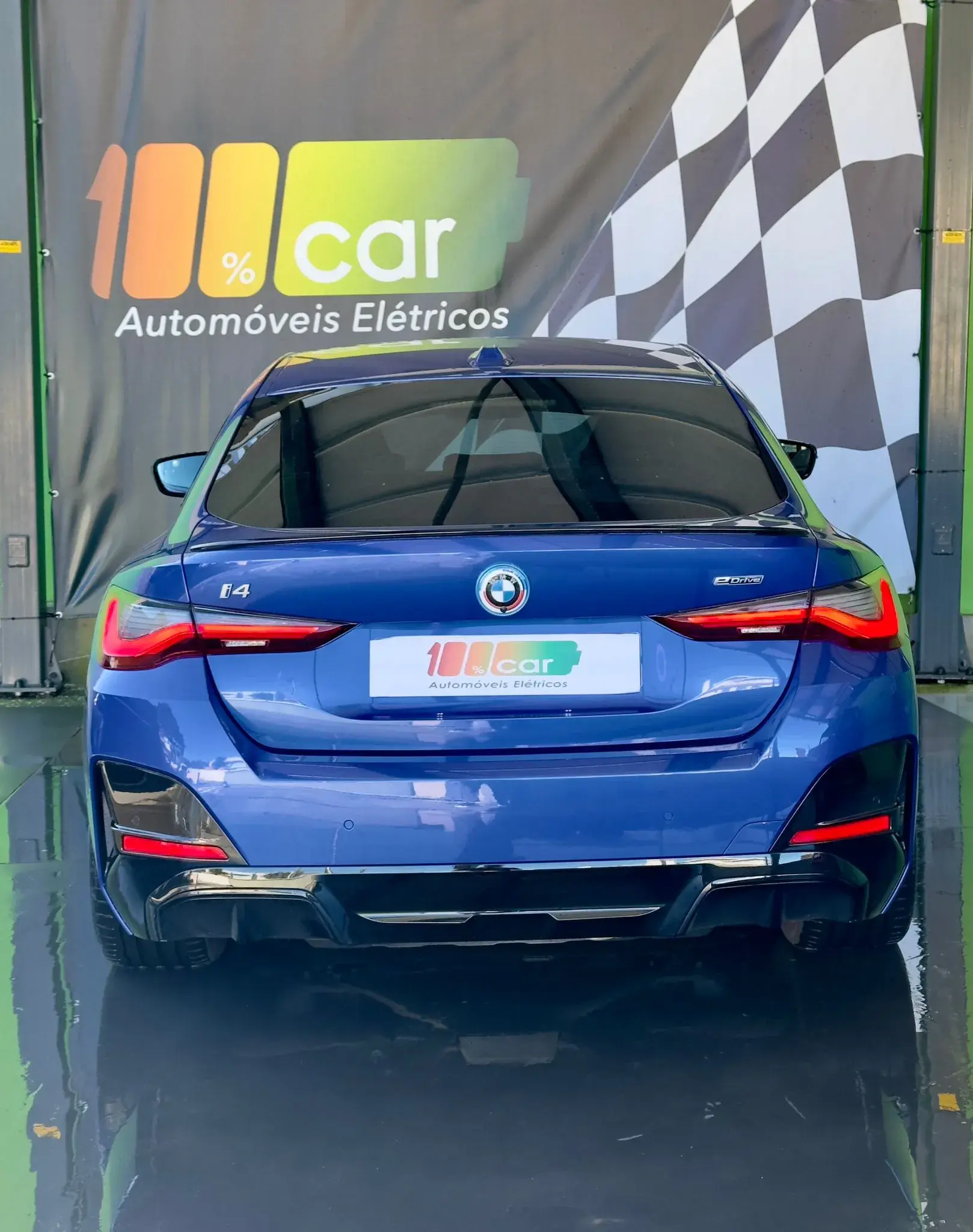BMW i4 eDrive40 Pack Desportivo M 6