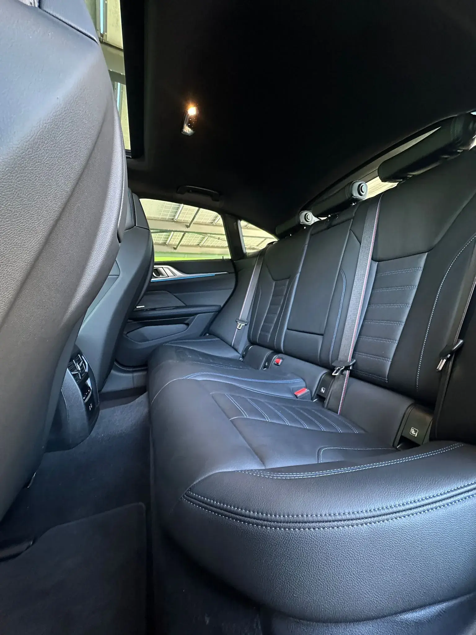 BMW i4 eDrive40 Pack Desportivo M 29