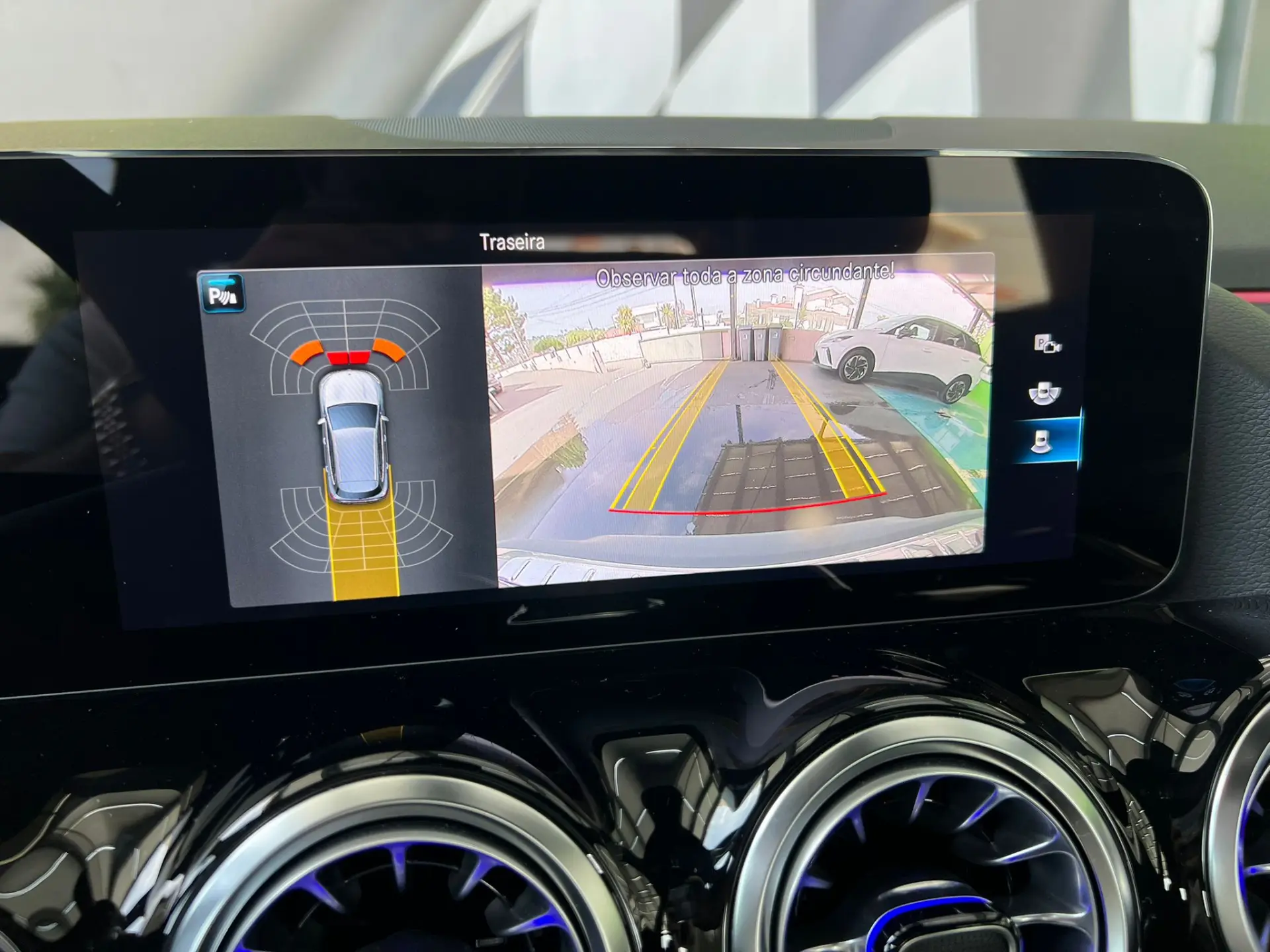 Mercedes-Benz EQA 250 Electric Art 17
