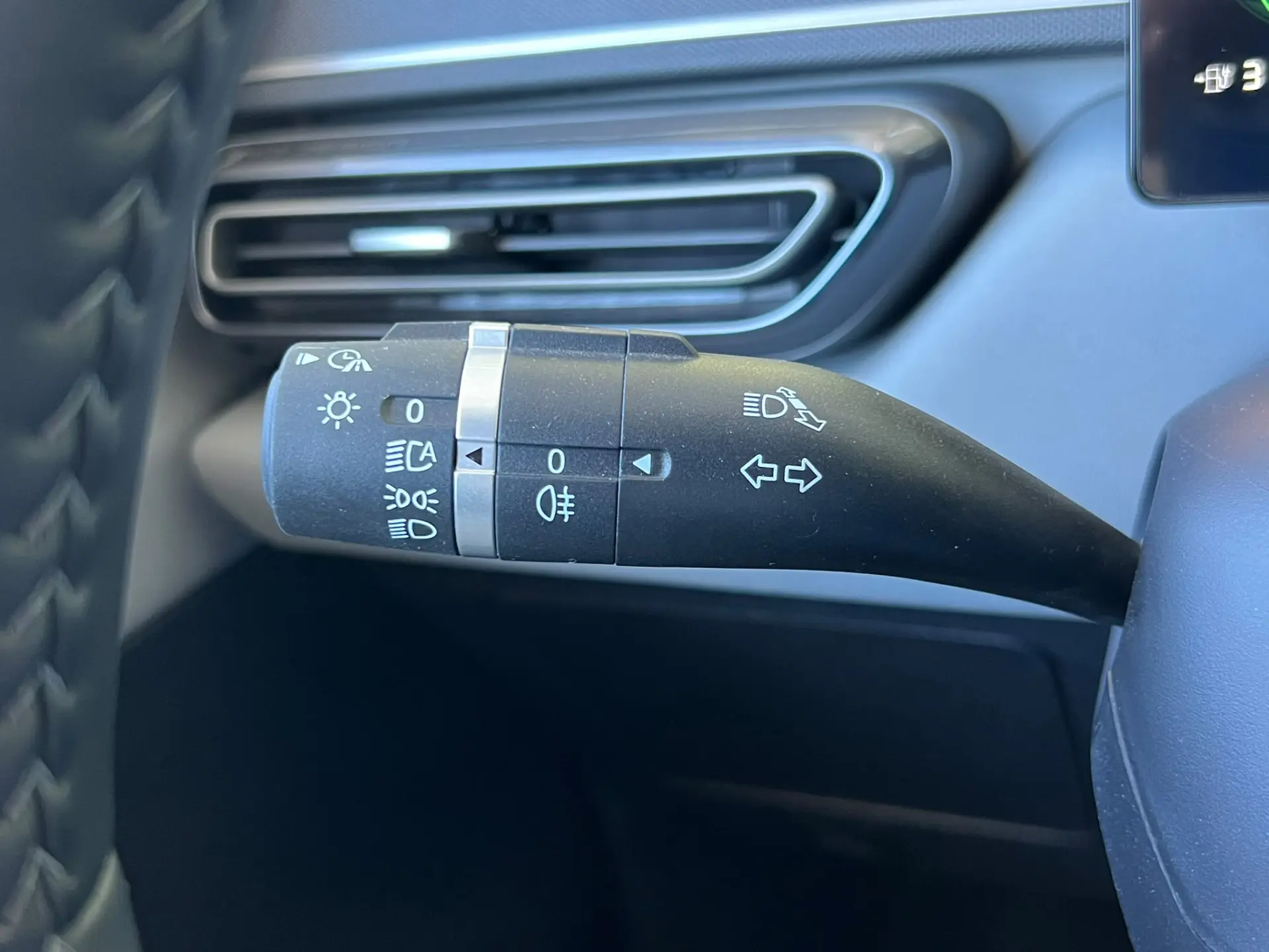 BYD Dolphin Surf 43.2 kWh Comfort 15