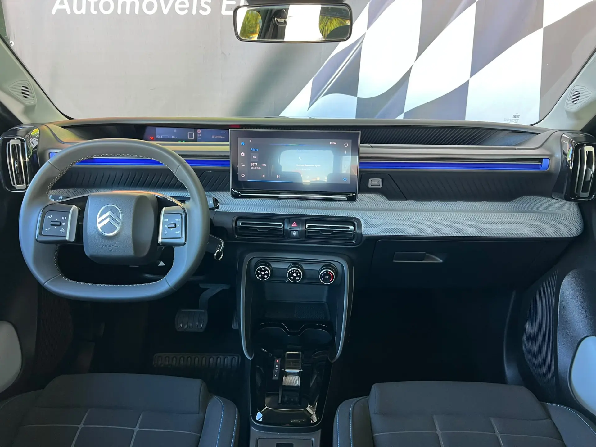 Citroen e-C3 44 kWh Autonomia Conforto Plus 11