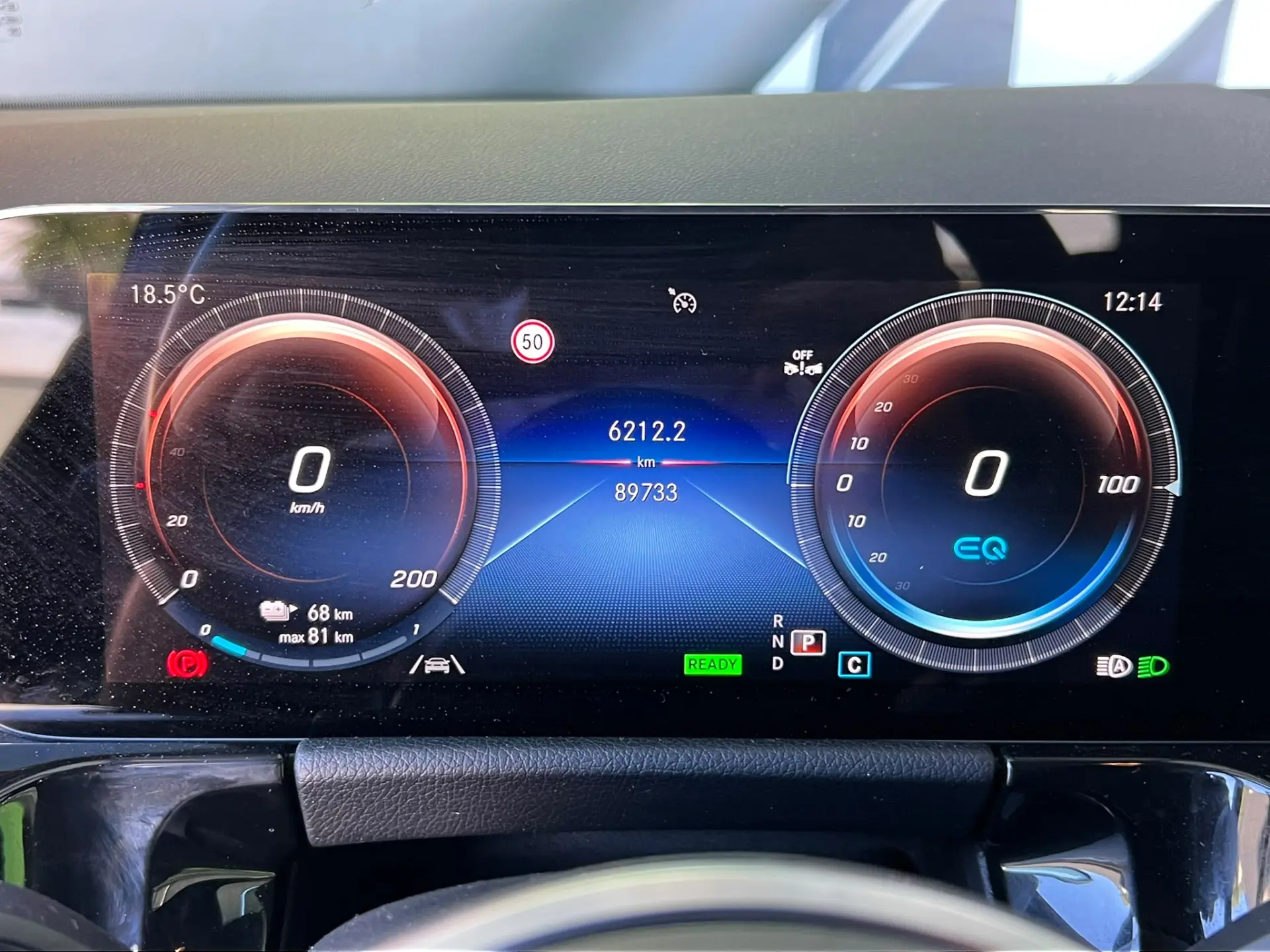 Mercedes-Benz EQA 250+ Electric Art 16