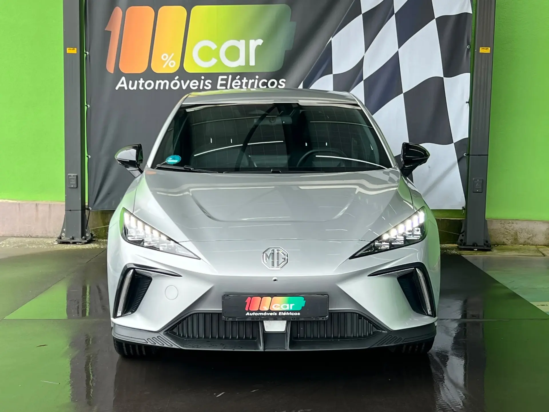 MG MG4 64 kWh Luxury 2