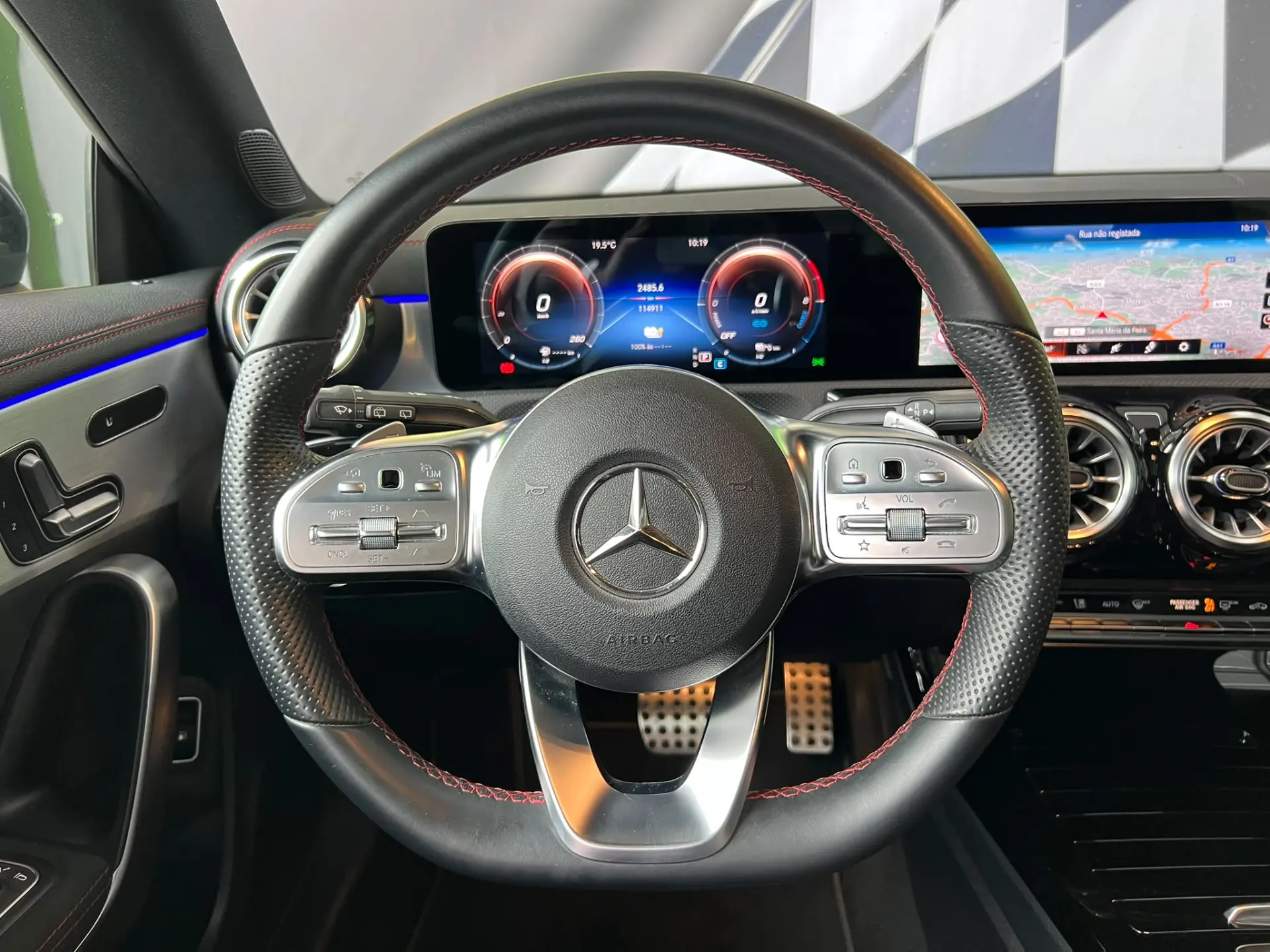 Mercedes-Benz CLA 250 e Shooting Brake AMG Line 15