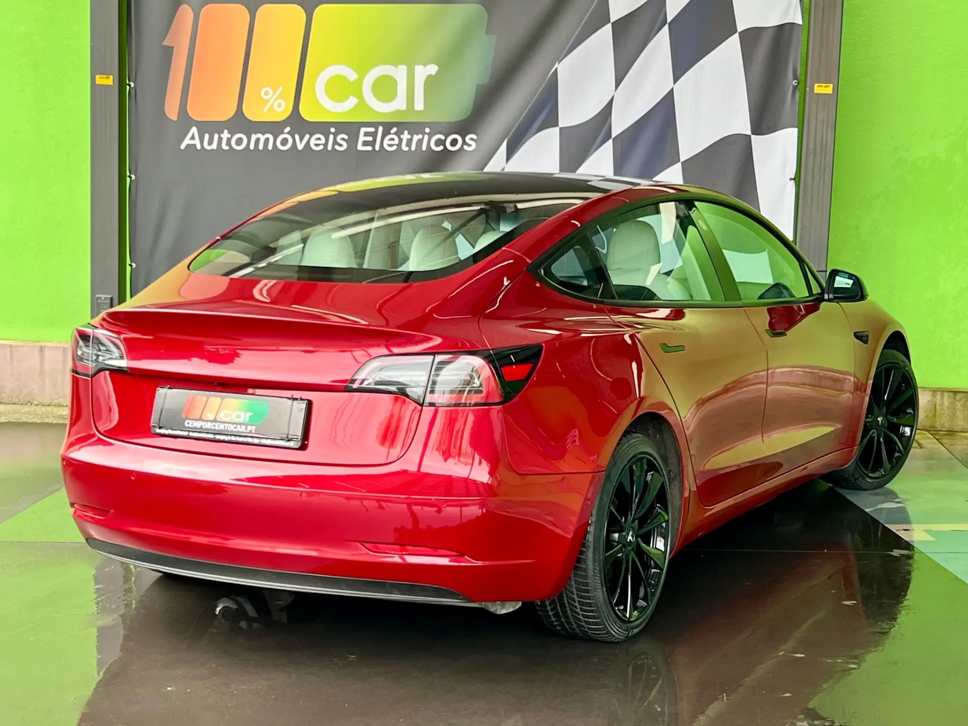 Tesla Model 3 Standard Range Plus RWD 3