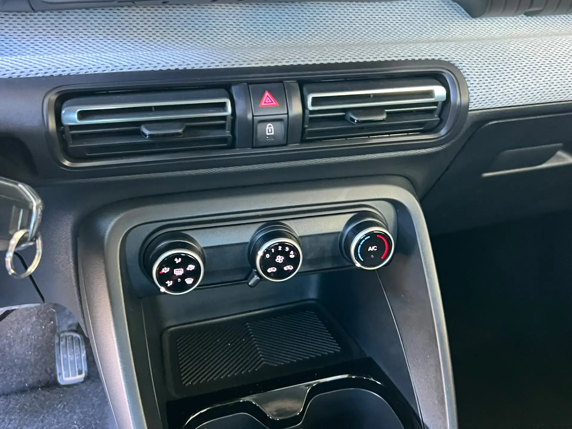 Citroen e-C3 44 kWh Autonomia Conforto Plus 18