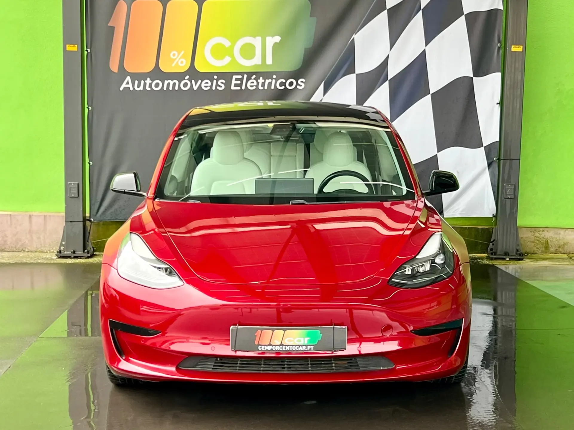 Tesla Model 3 Standard Range Plus RWD 2