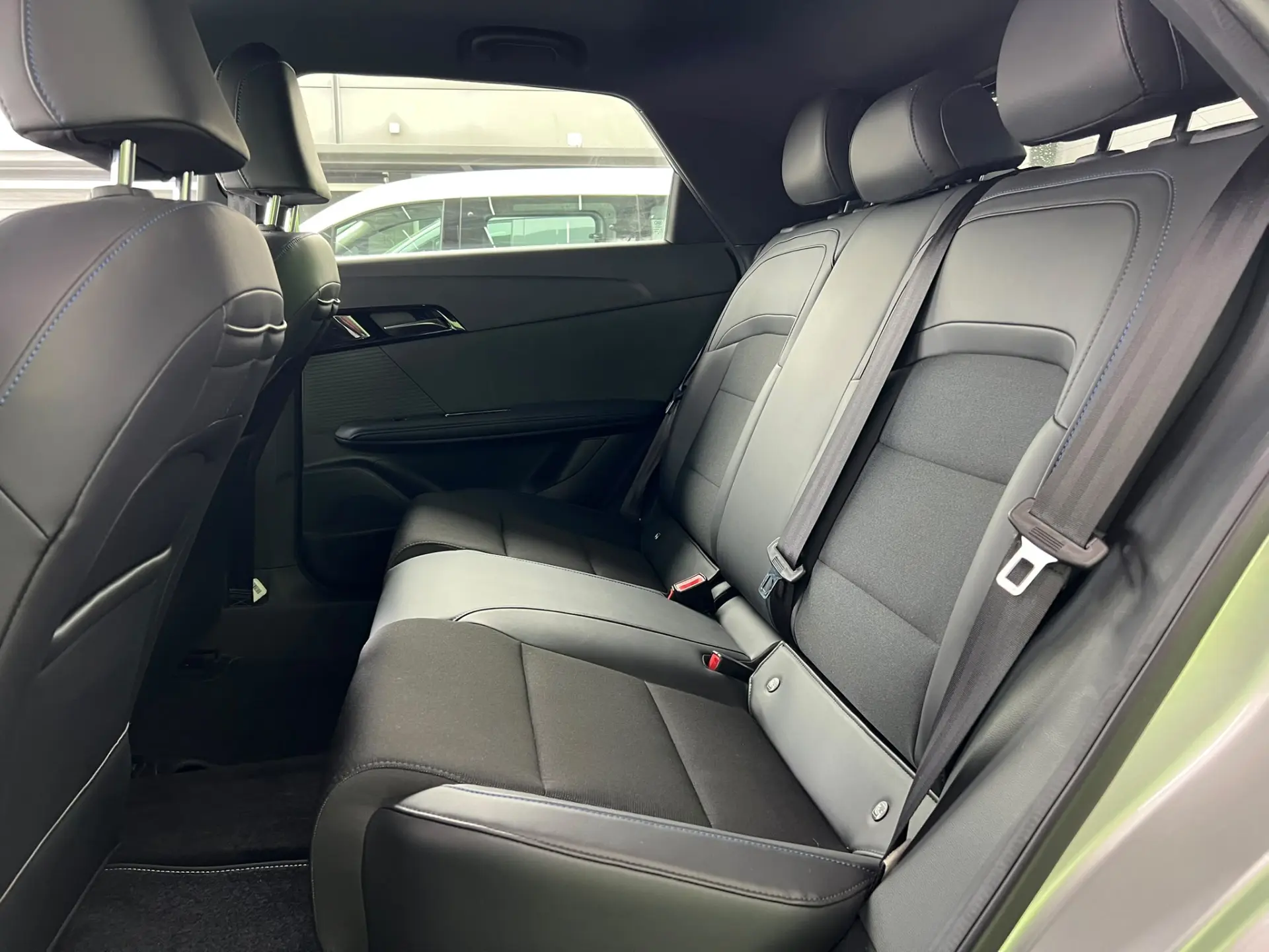 MG MG4 64 kWh Luxury 10