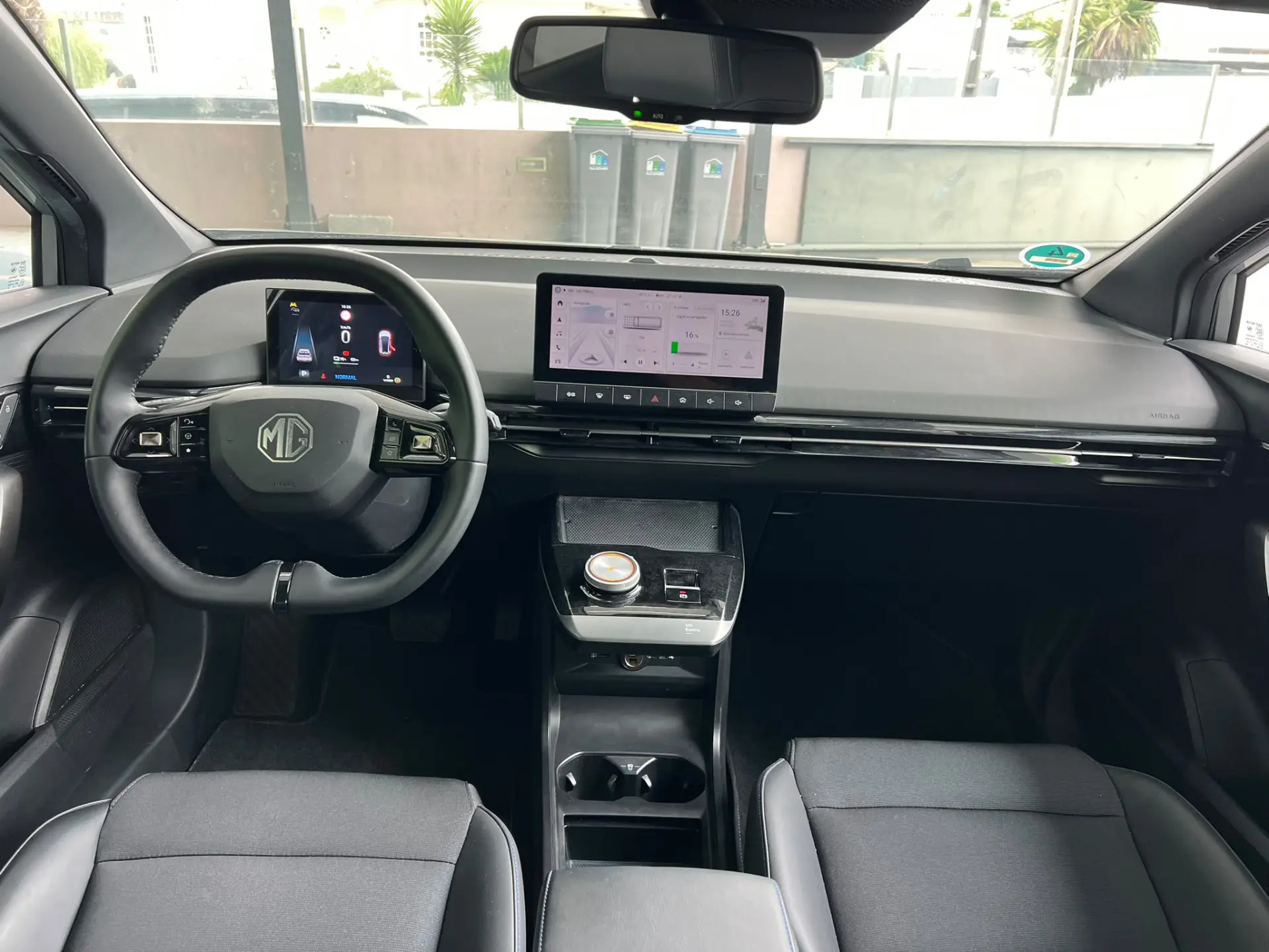 MG MG4 64 kWh Luxury 11
