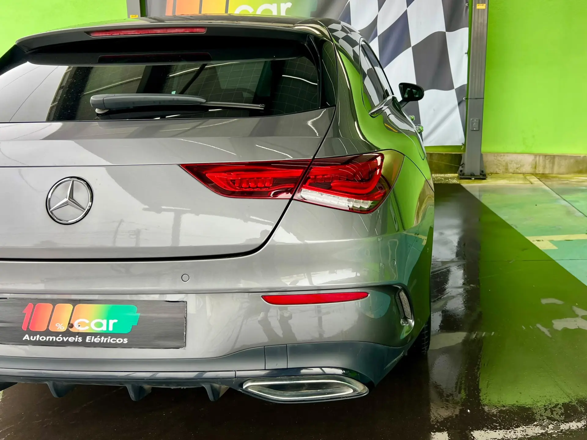Mercedes-Benz CLA 250 e Shooting Brake AMG Line 8