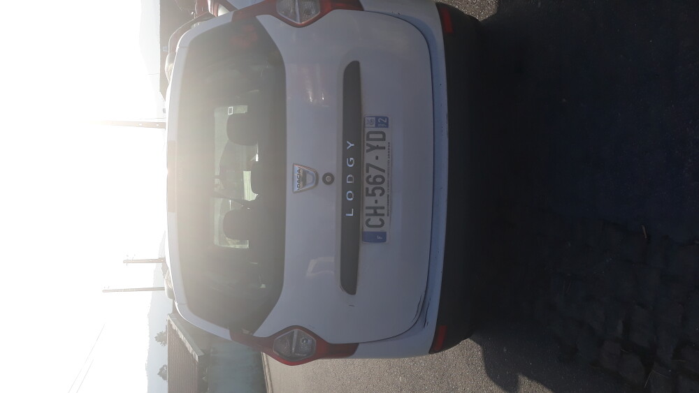 Dacia Lodgy CH-567-YD 3