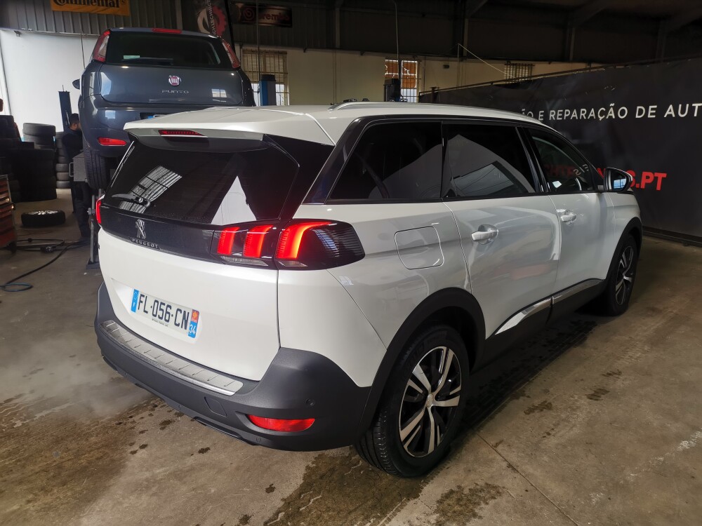 Peugeot 5008 FL-056-CN 4