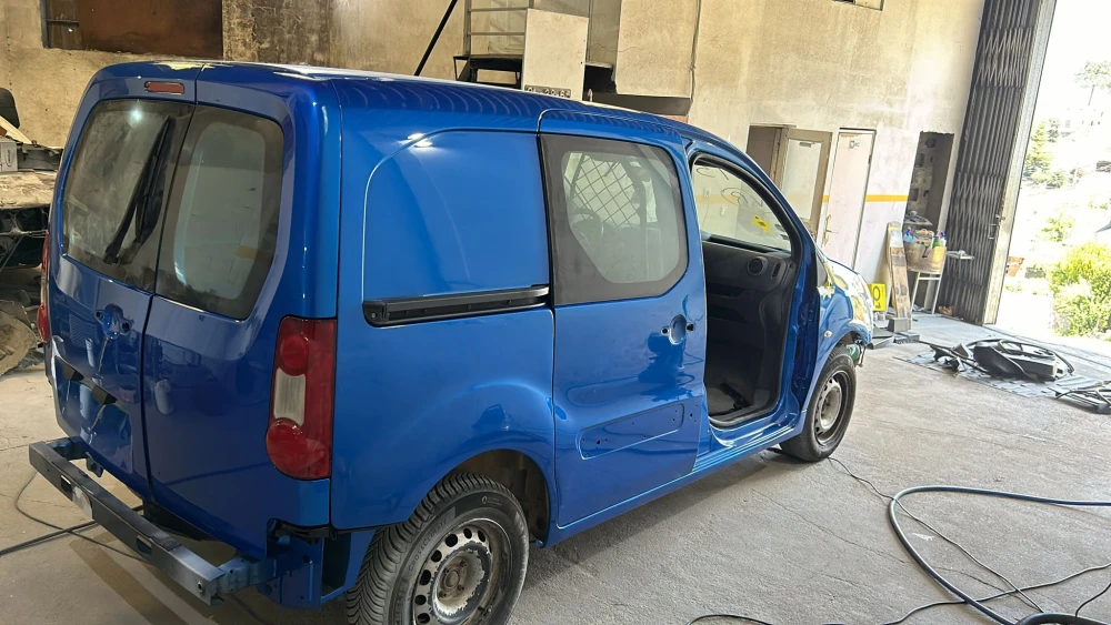 Citroen Berlingo VF77DBHYMHN506071 2