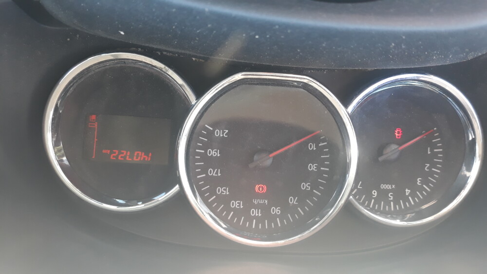 Dacia Lodgy CH-567-YD 6