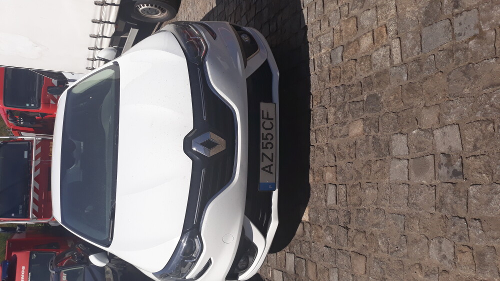 Renault Mégane AZ-55-CF 2