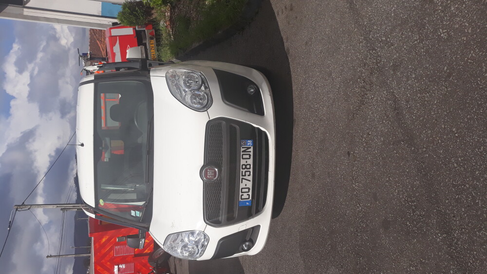 Fiat Doblo BC-81-ZH 1