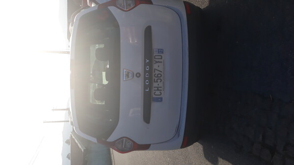 Dacia Lodgy CH-567-YD 3
