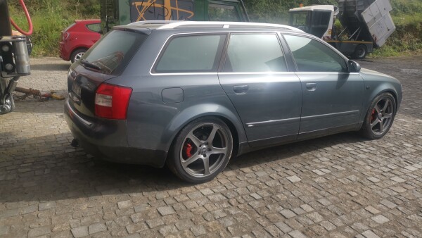Audi A4 Avant sline 3