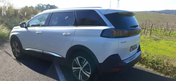 Peugeot 5008 1.5 BlueHDi Allure EAT8 4