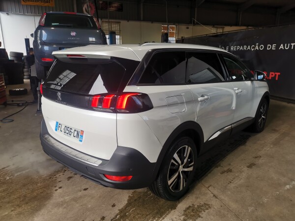 Peugeot 5008 FL-056-CN 4