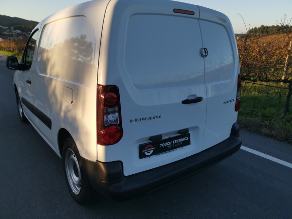 Peugeot Partner AZ-40-MN 5
