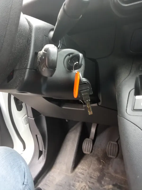 Peugeot Partner comercial 2