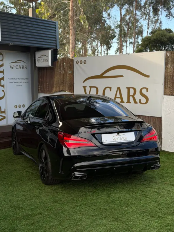 Mercedes-Benz CLA 45 AMG 4Matic Speedshift 7G-DCT Night Edition 8