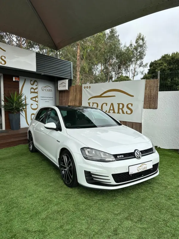 Volkswagen Golf 2.0 TDi GTD DSG 2