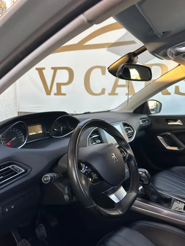 Peugeot 308 1.2 PureTech Style 7