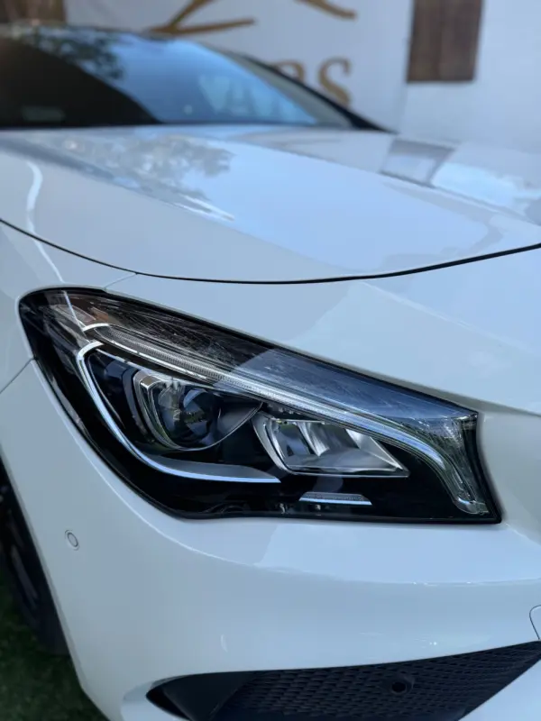 Mercedes-Benz CLA 200 d  7G-DCT AMG Line 6