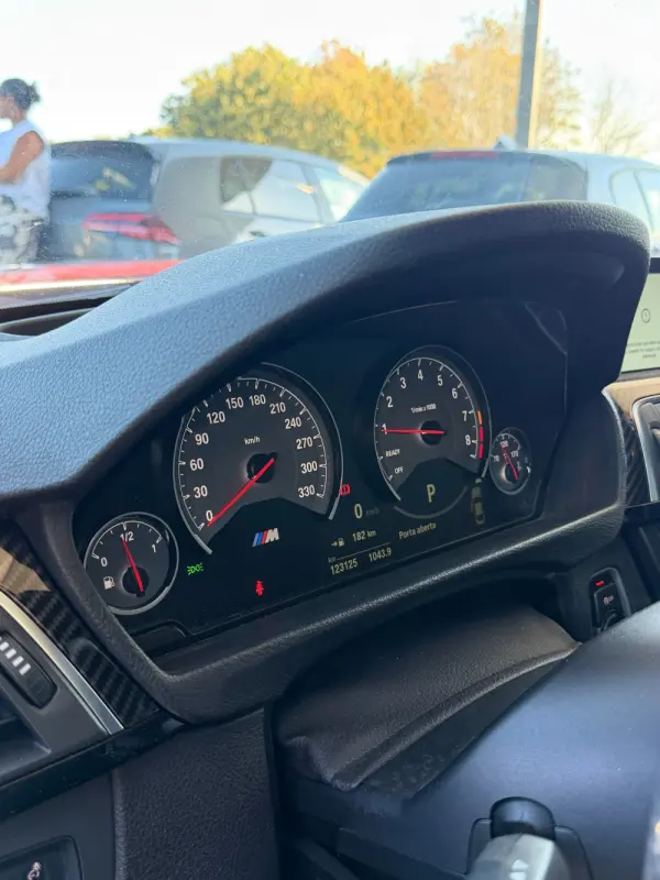 BMW M4 DKG 40