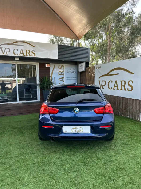 BMW 116 d Line Sport Auto 10