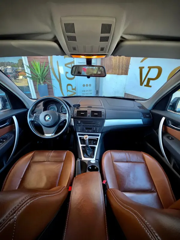 BMW X3 2.0 d 9