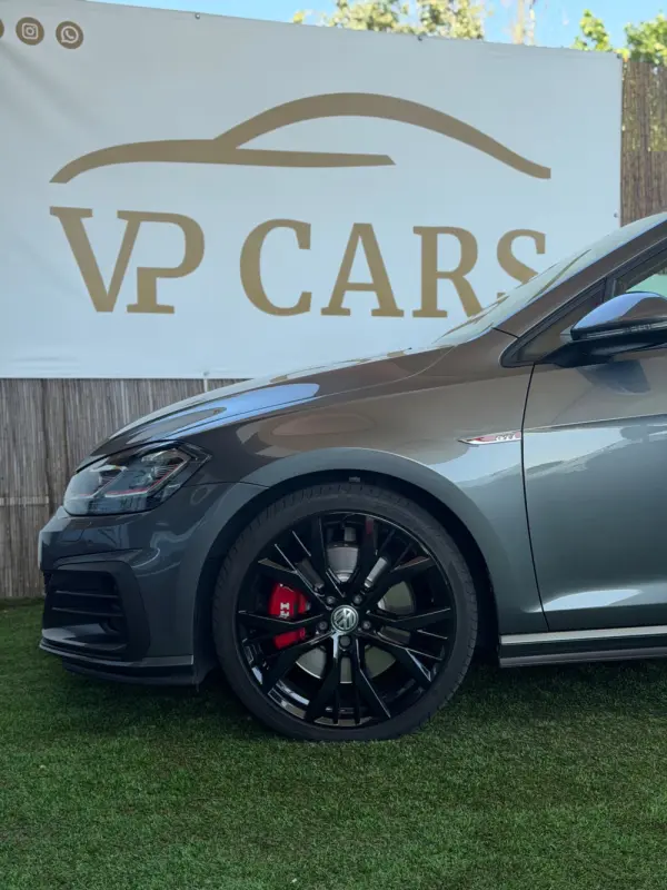 Volkswagen Golf 2.0 TSI GTI DSG Performance 13