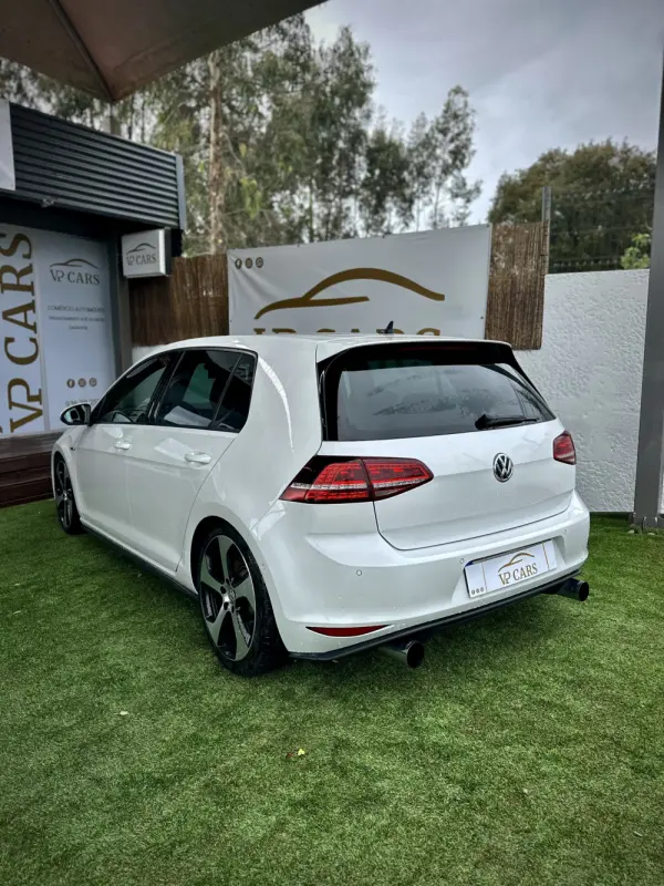 Volkswagen Golf 2.0 TSi GTi DSG 6