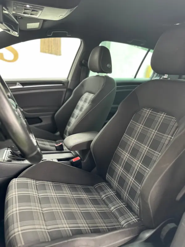 Volkswagen Golf 2.0 TDi GTD DSG 16