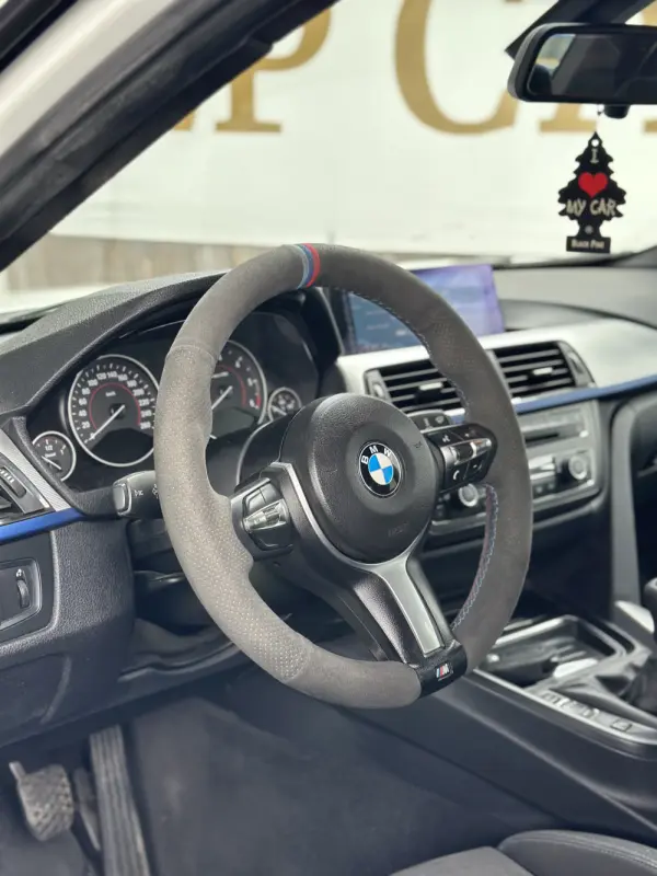 BMW 318 d Pack M 18
