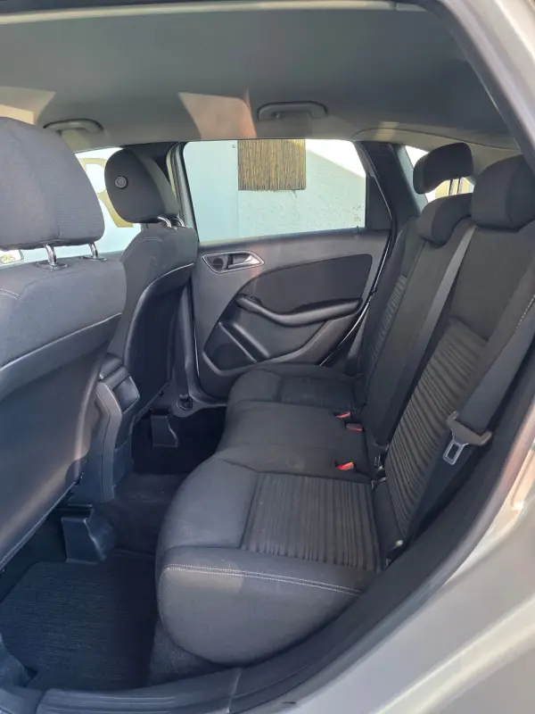 Mercedes-Benz B 200 Outro 14