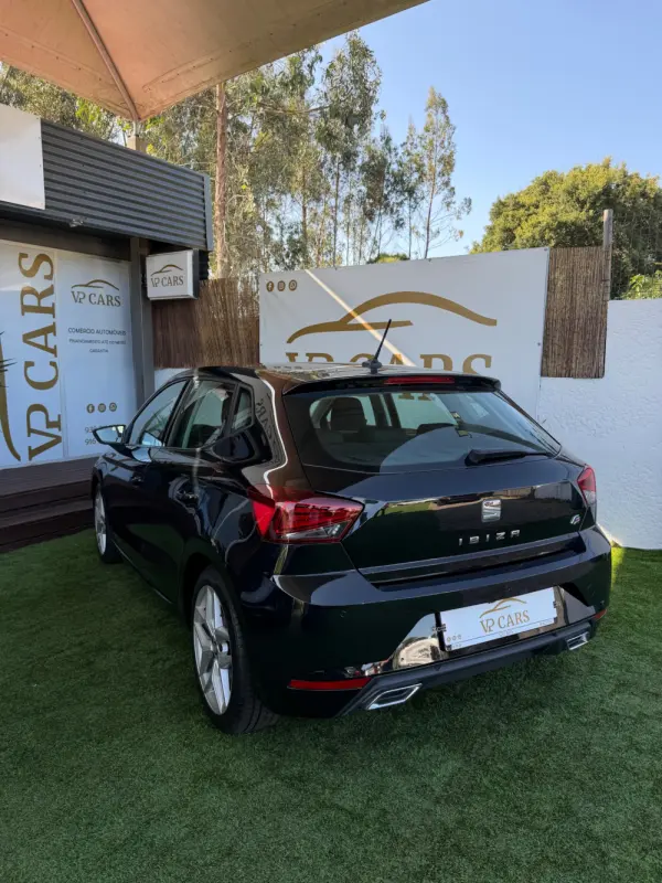 SEAT Ibiza FR 7
