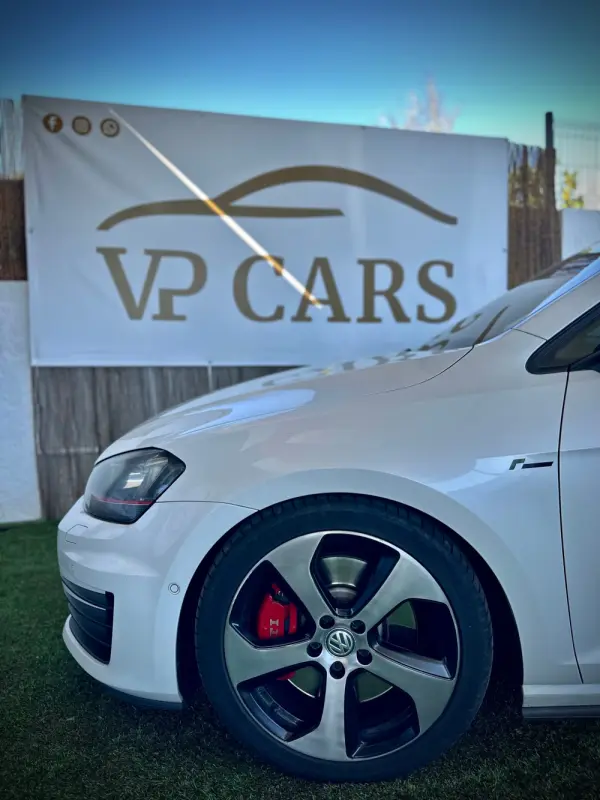 Volkswagen Golf 2.0 TSi GTi DSG Performance 13