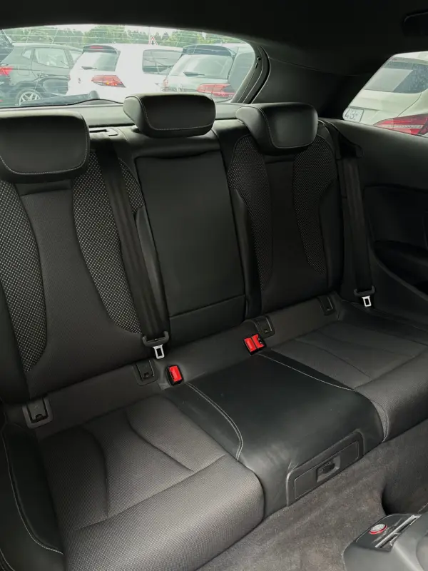 Audi A3 2.0 TDI quattro S-line S tronic 18
