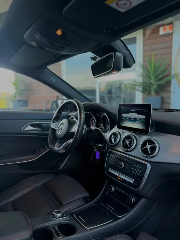 Mercedes-Benz CLA 200 d  7G-DCT AMG Line 22