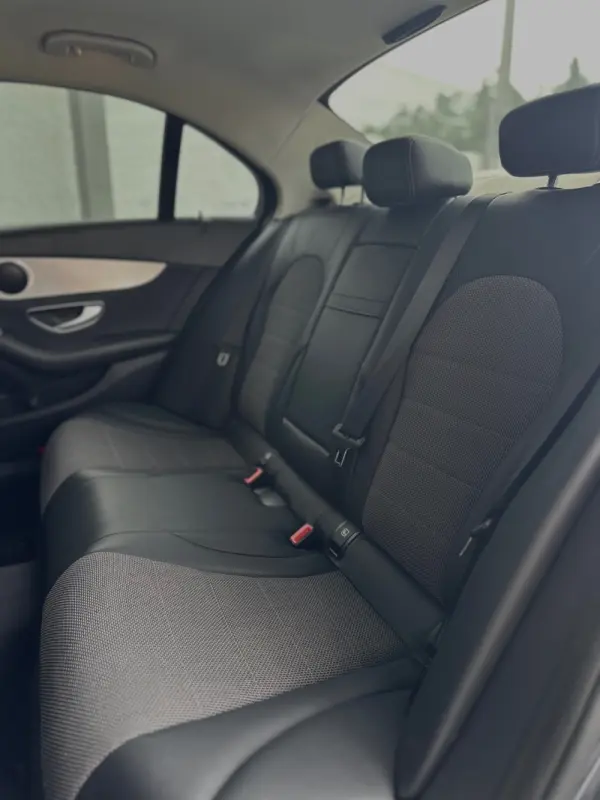 Mercedes-Benz C 200 d AMG Line 17