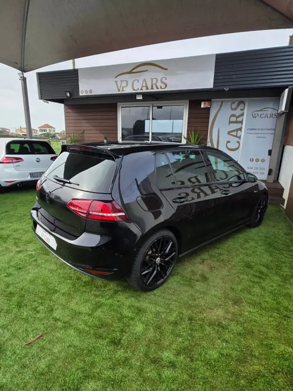 Volkswagen Golf 2.0 TDi GTD DSG 12