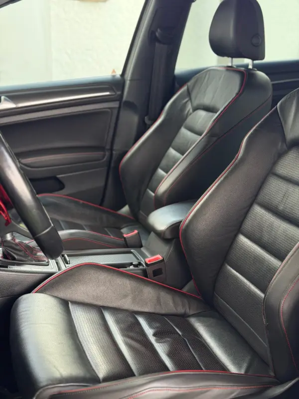 Volkswagen Golf 2.0 TSI GTI DSG Performance 21