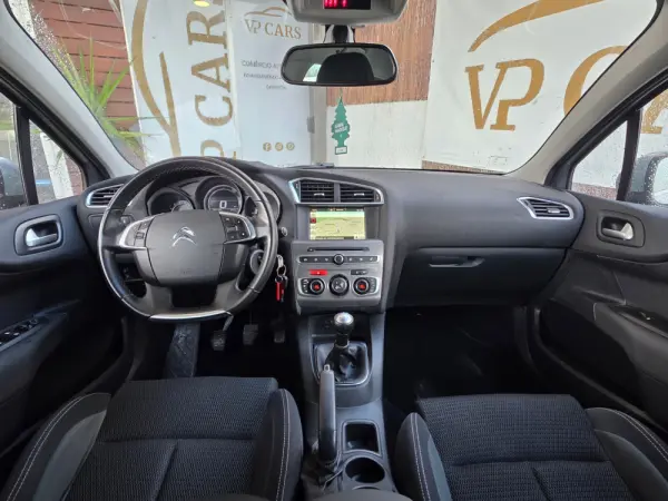 Citroën C4 1.2 PureTech Feel 11